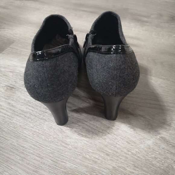 Liz Claiborne Jillian Ladies Size 7.5M Dark Grey Side Zipper Closure Booties - Picture 5 of 10